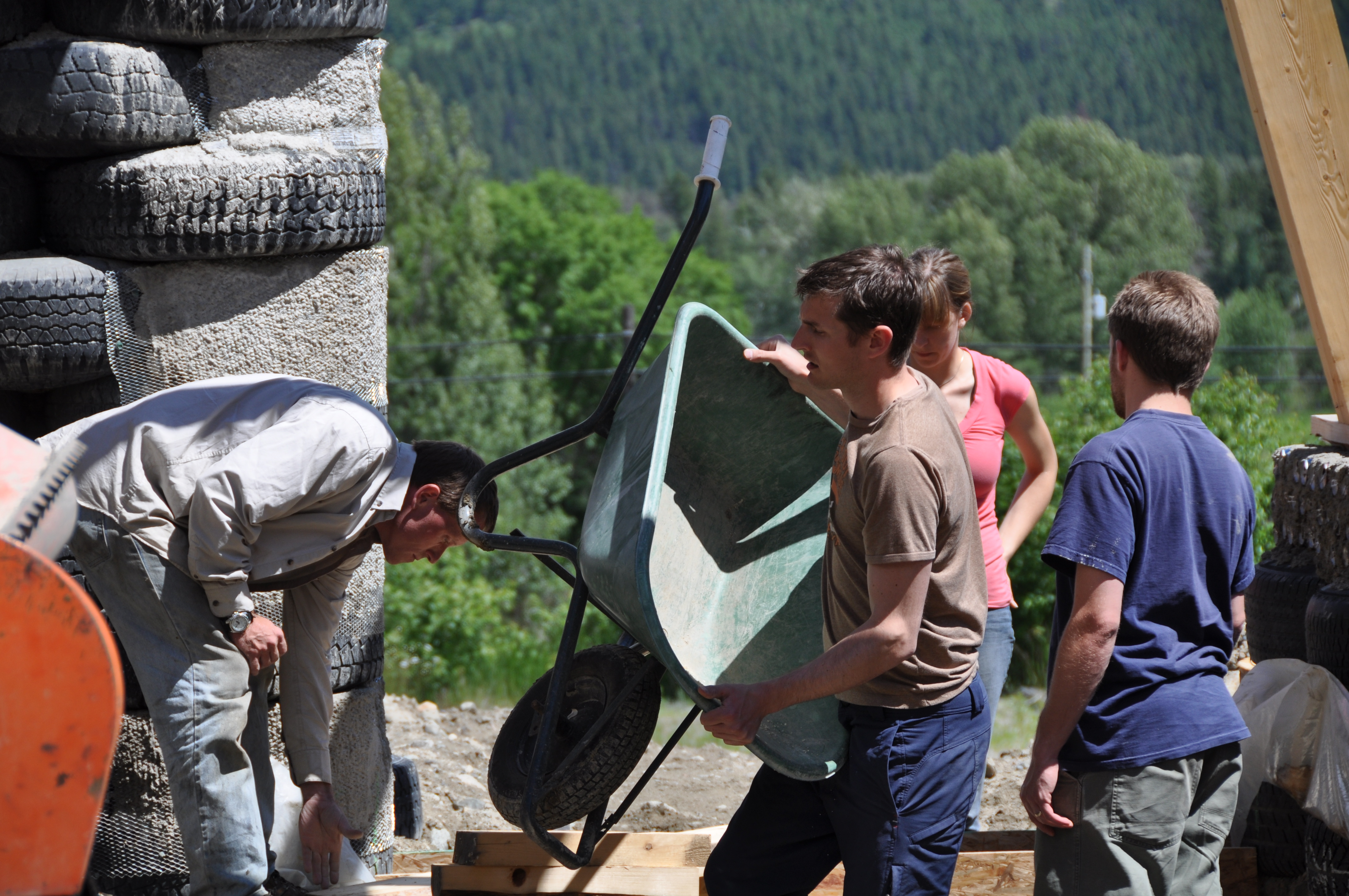 Poking Away: the roof, footings, electrical …